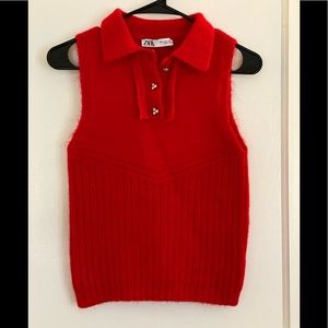 Zara sleeveless sweater with diamond-like buttons size S